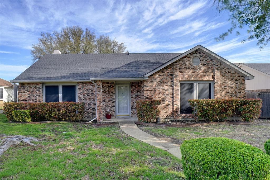 2033 Allegheny Dr