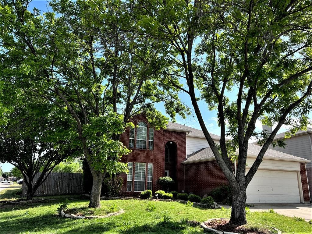 8216 French Quarter Ln