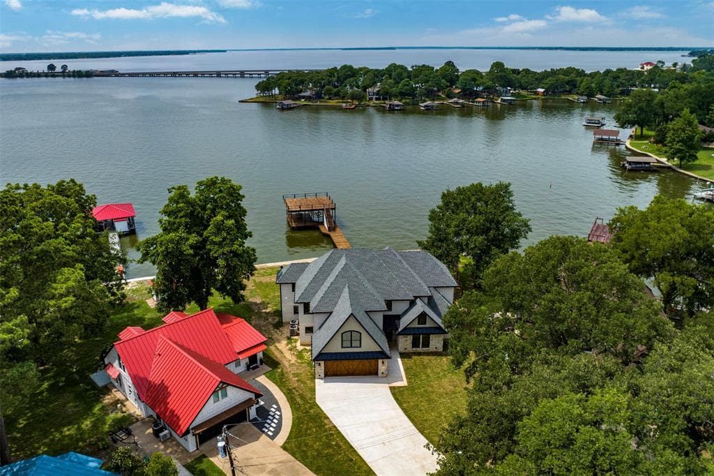 154 Sunset Dr
