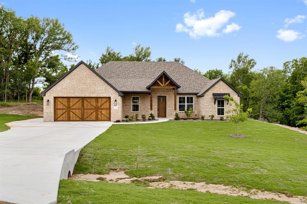 718 Winkler Way