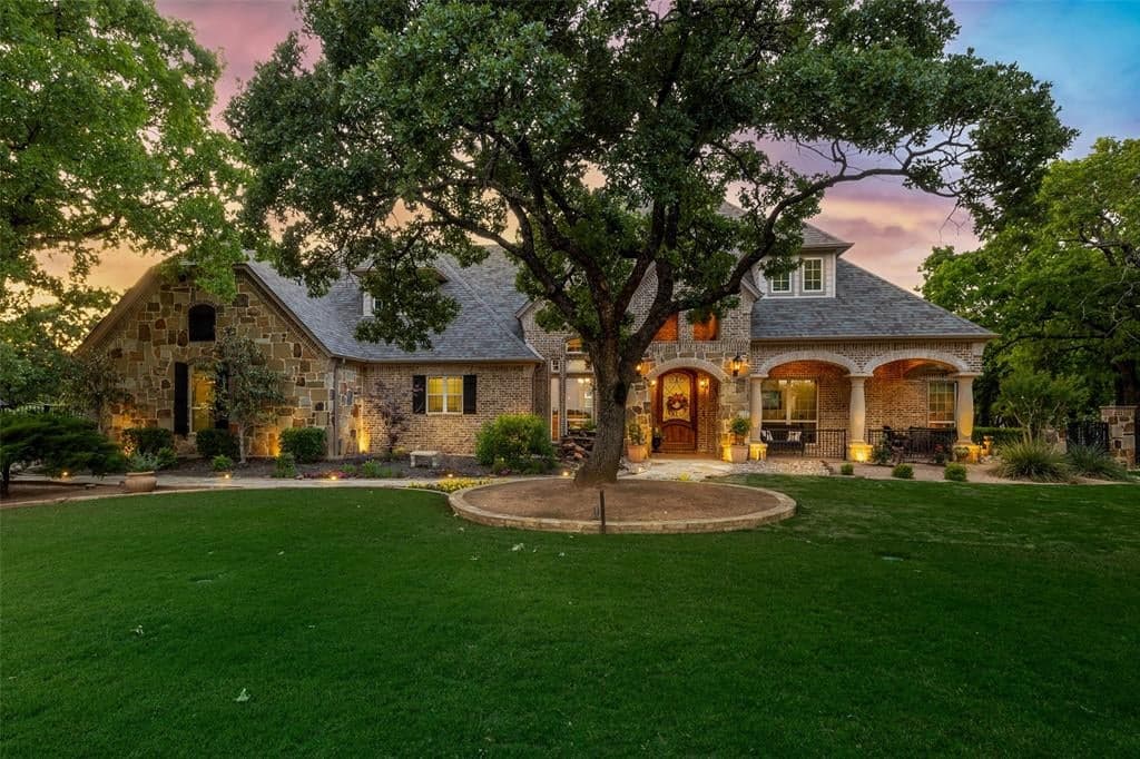7201 Diamond Oaks Dr