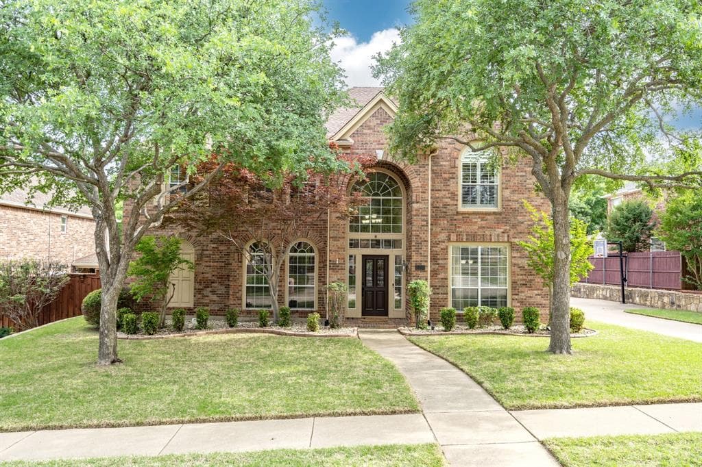 3409 Durham Ln