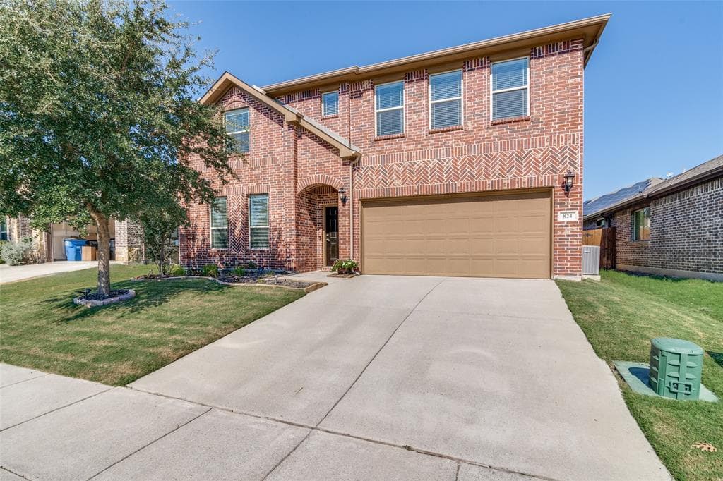 824 Harrison Ln