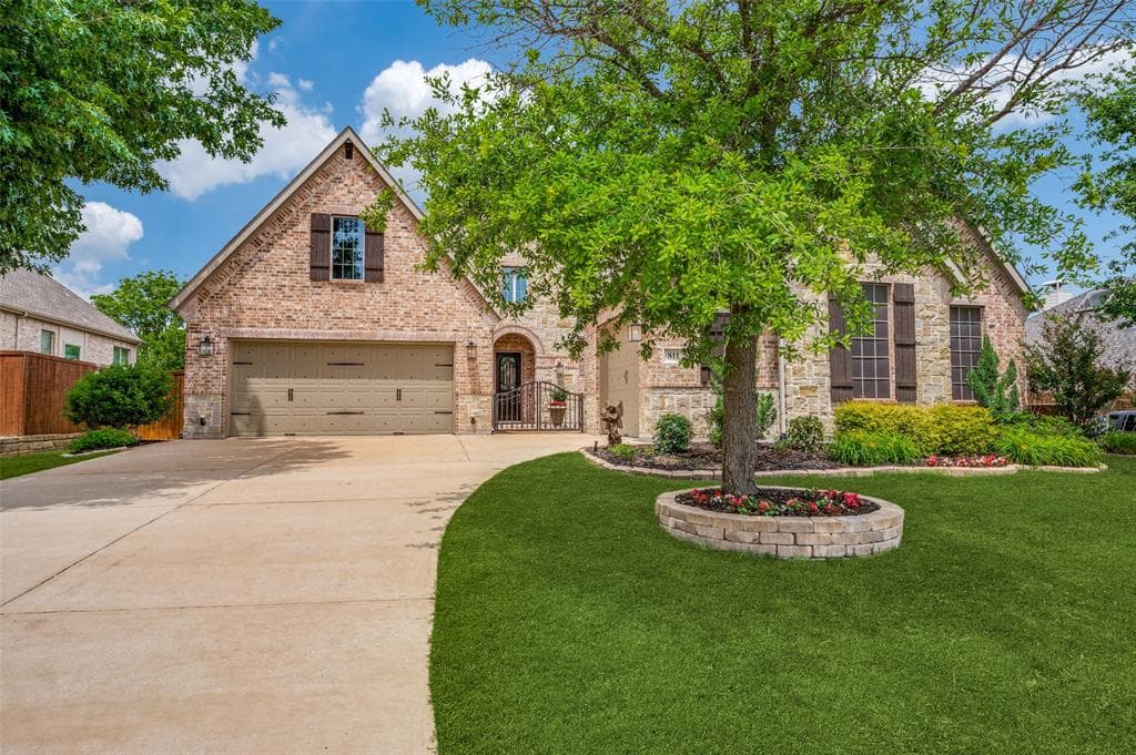 811 Kiowa Dr