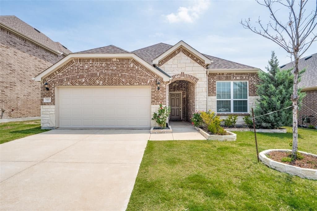 617 Windward Dr