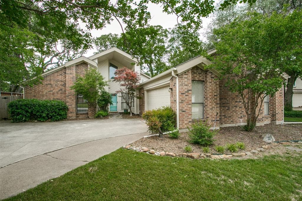 415 Dillard Ln