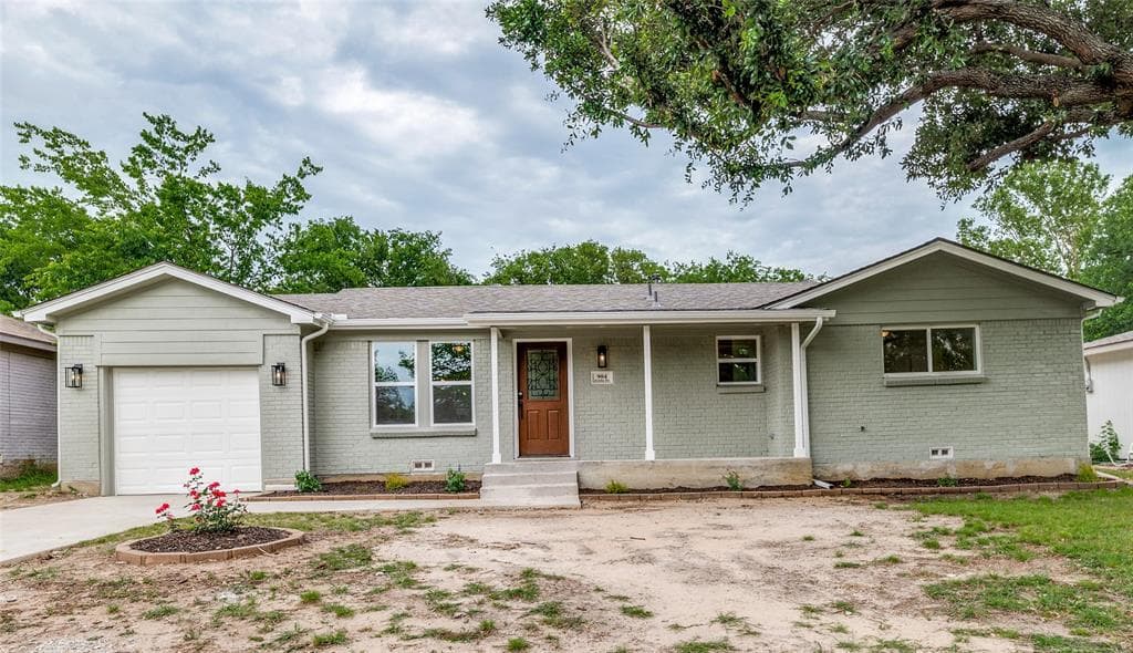 904 Zelda Dr