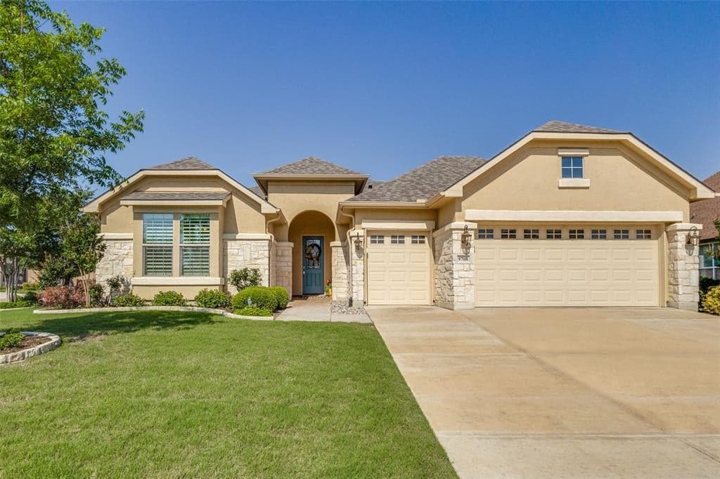 9708 Orangewood Trl