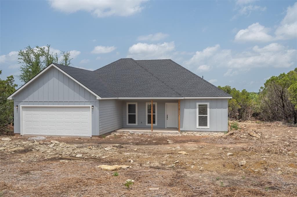 5613 N Lakeside Hills Ct