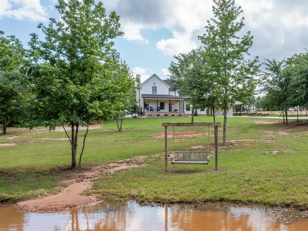 3515 County Road 3601