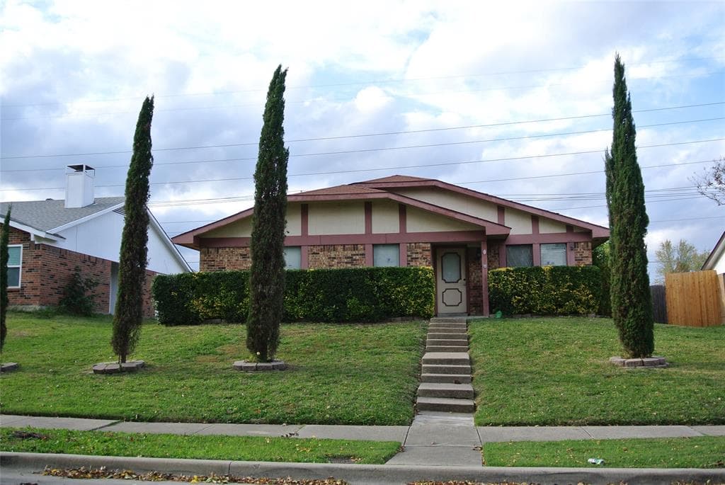 1609 Golden Grove Dr