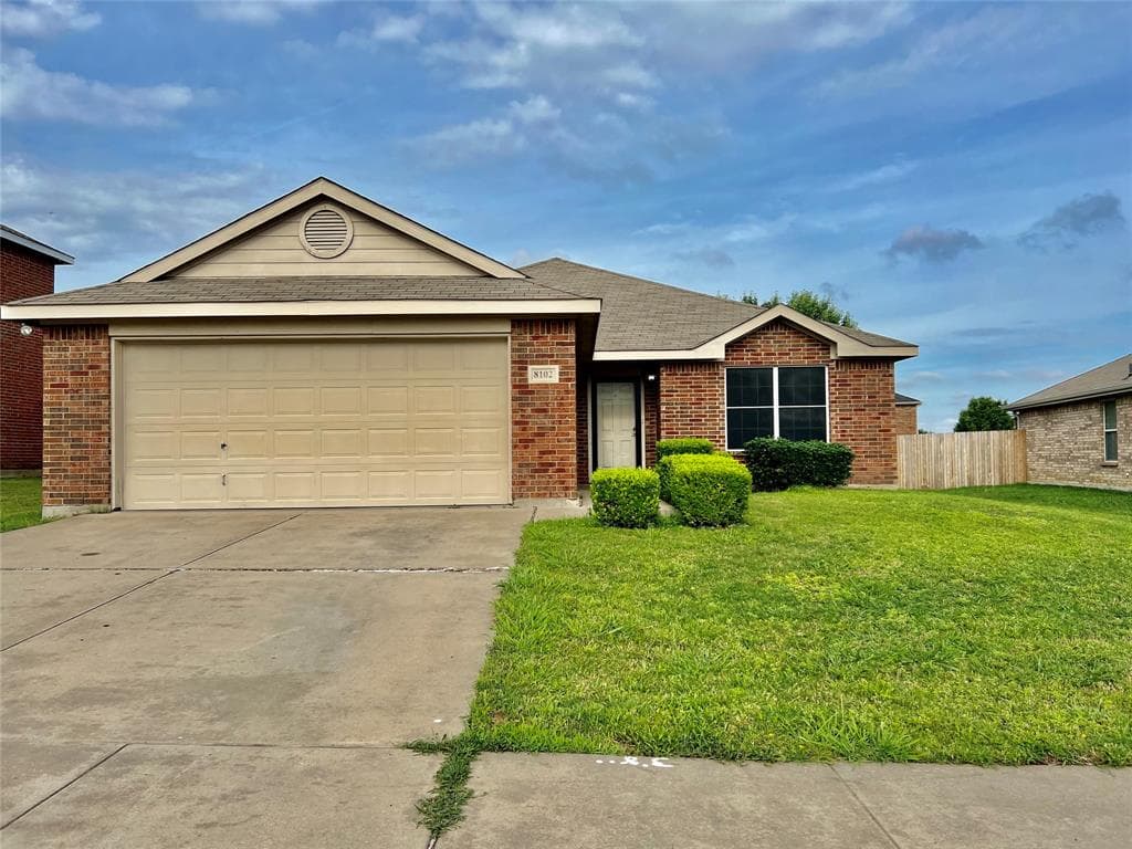 8102 Macgregor Dr