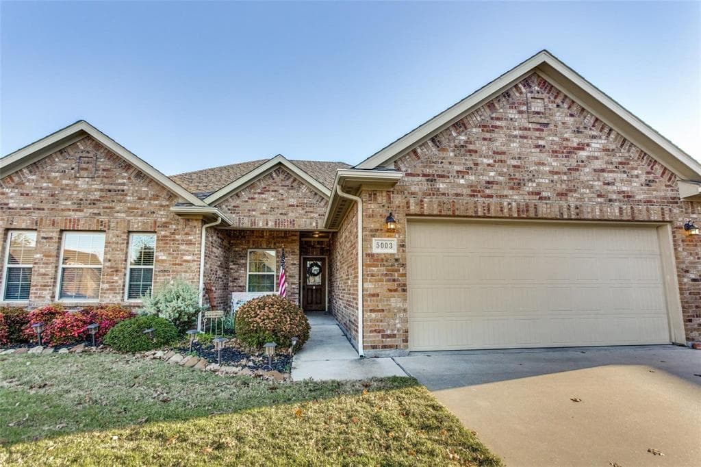 5003 Camp Verde Cir