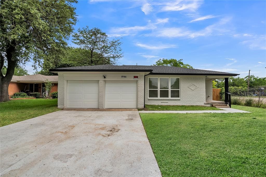 1946 Oldfield Dr