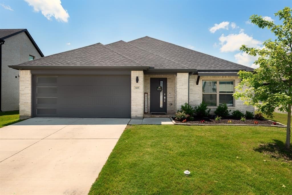 320 Adwood Dr