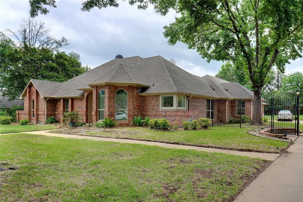 1508 Brentwood Trl