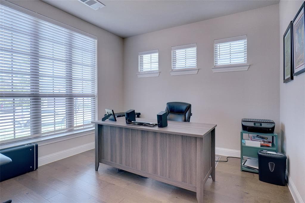 Gallery image 4