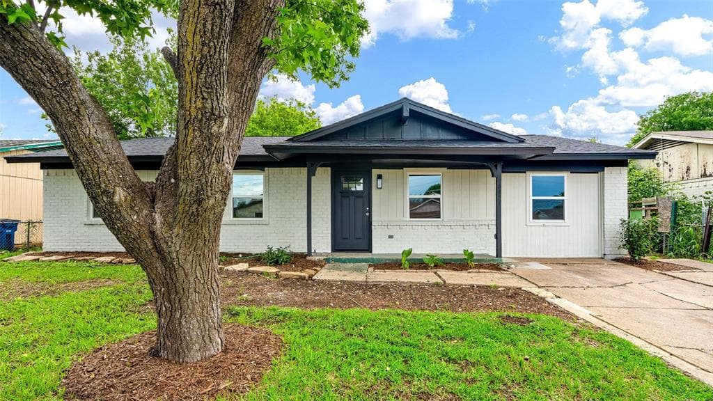 6421 Cinnamon Oaks Dr
