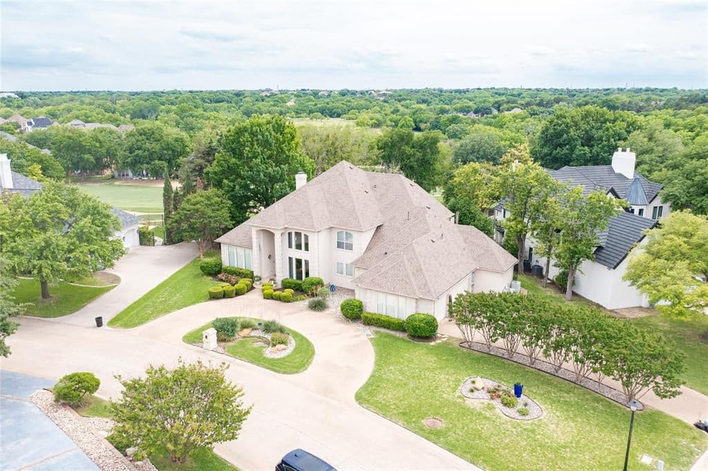 916 Ironwood Dr