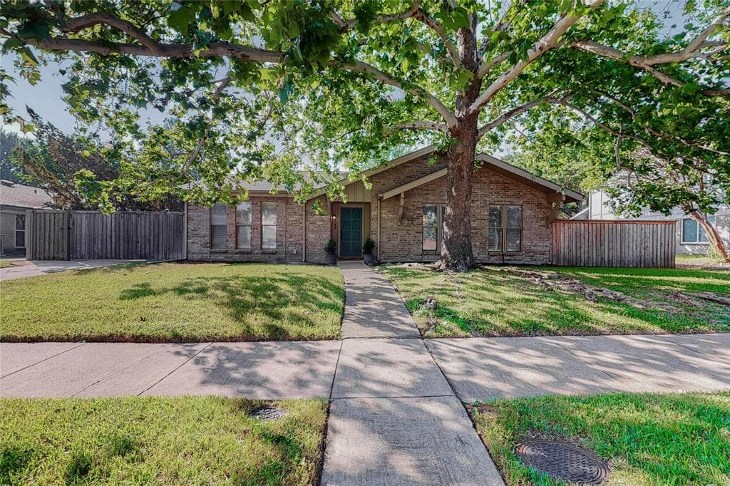 5602 Jester Dr