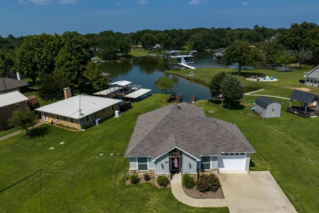 229 Scenic Rd