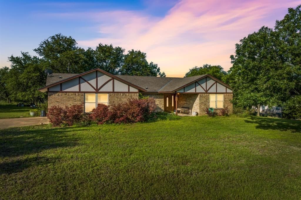 601 Rolling Hills Rd