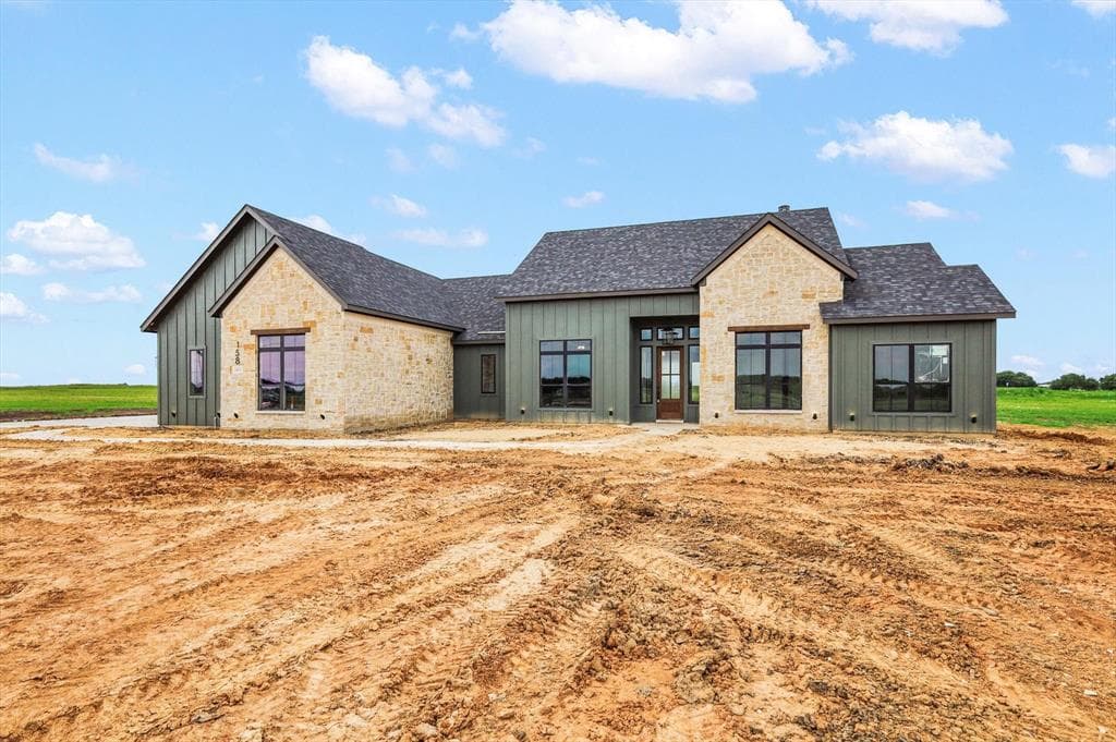 158 Ozro Rd
