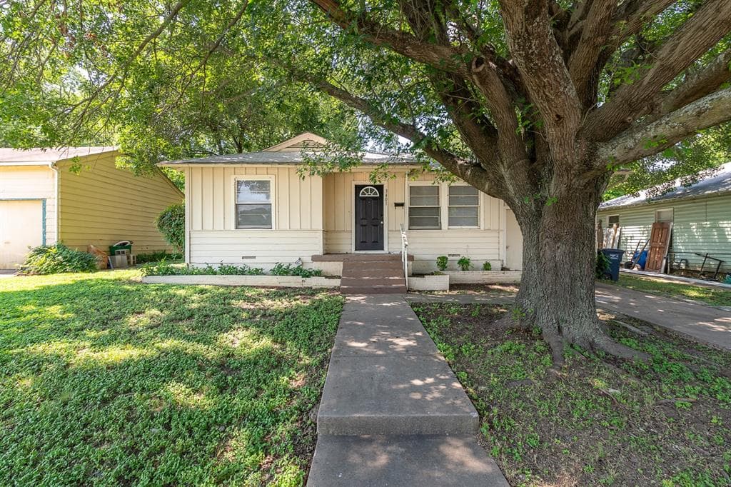 3401 W Gambrell St