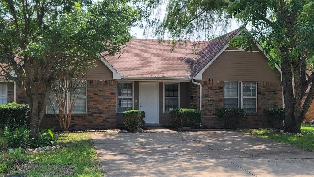 317 Dawson Cir