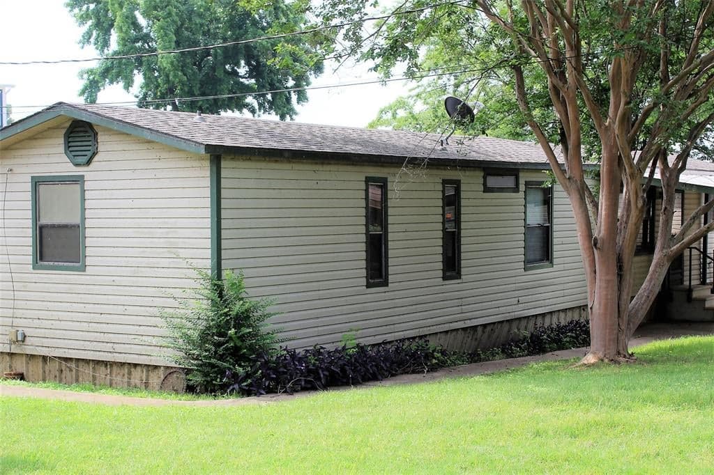 118 Lakewood Dr