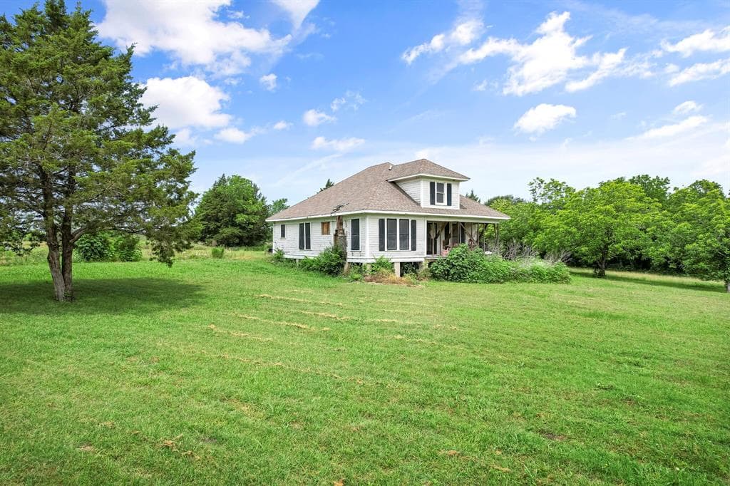 3841 Ne County Road 1040