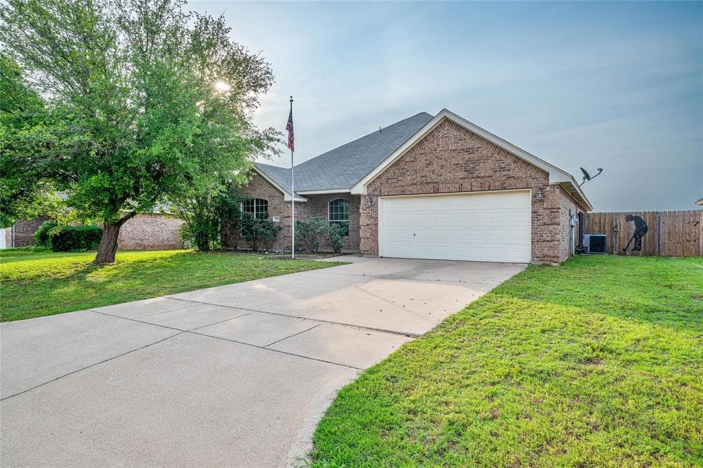 330 Wintergreen Ct