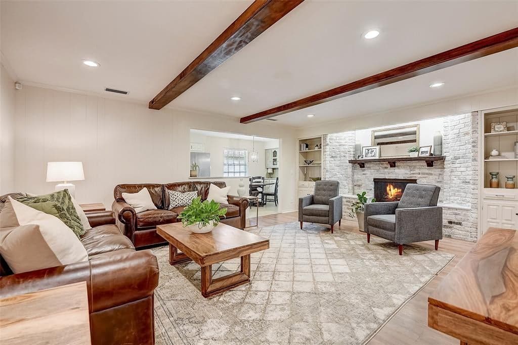 Gallery image 3