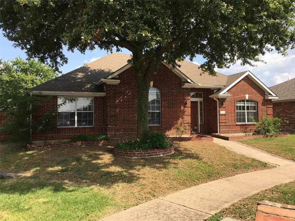 2214 Walnut Creek Trl
