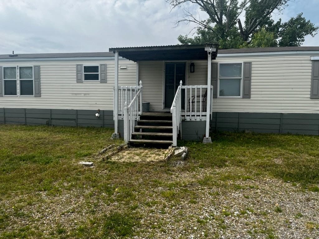 2226 E State Highway 56
