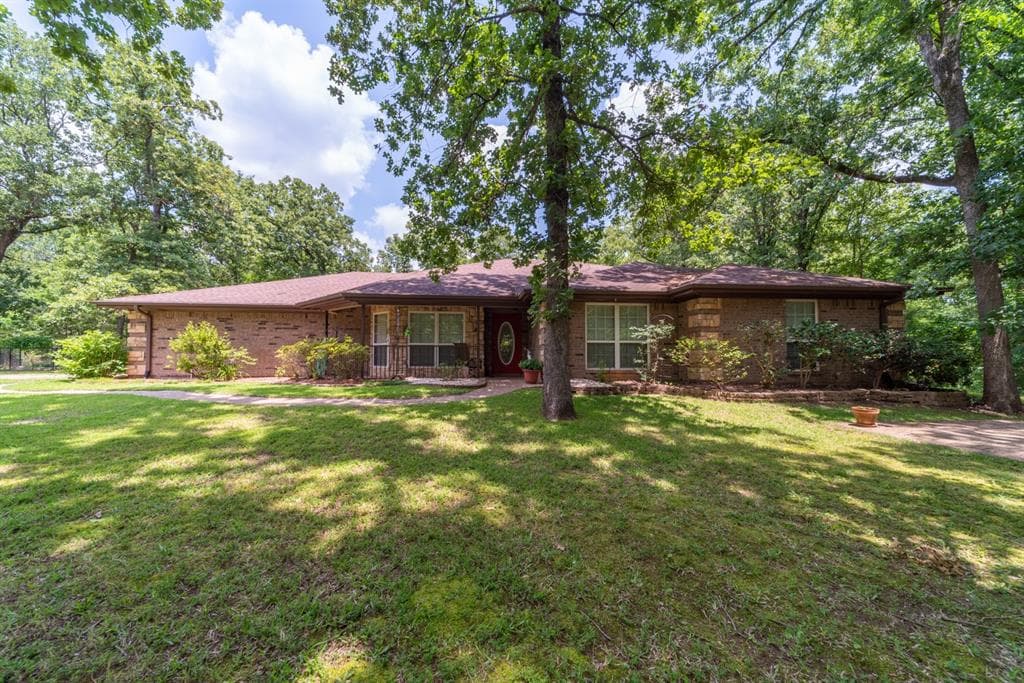 1638 County Road 33900
