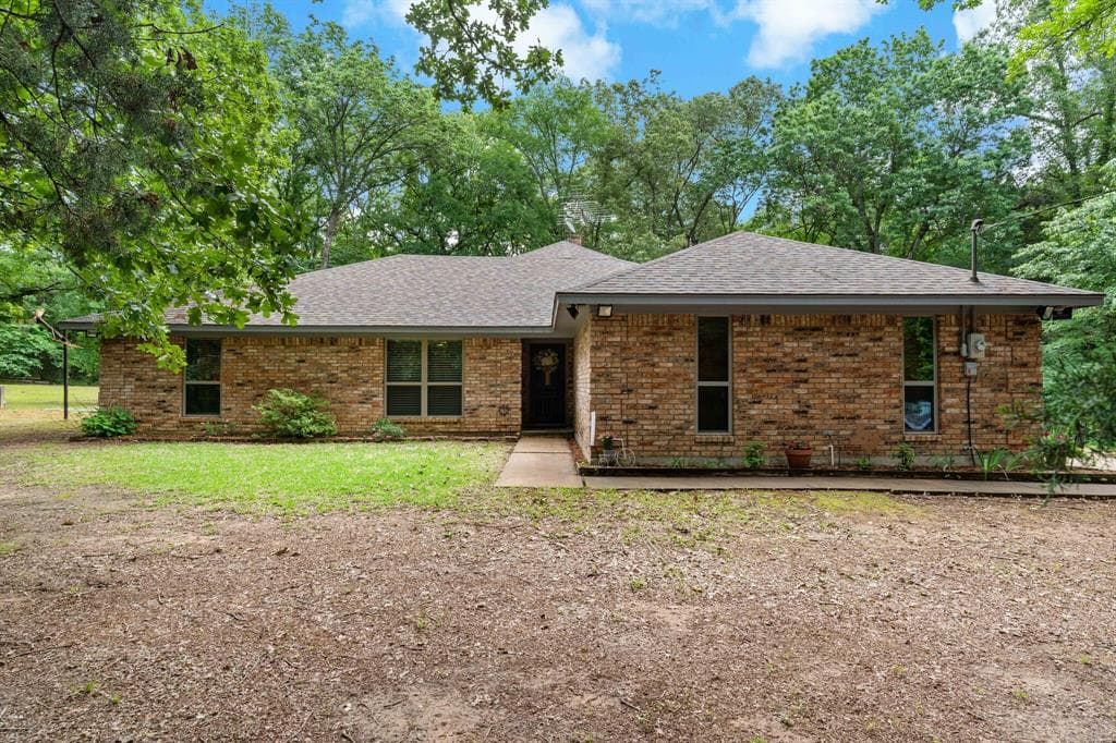 208 County Road 33840