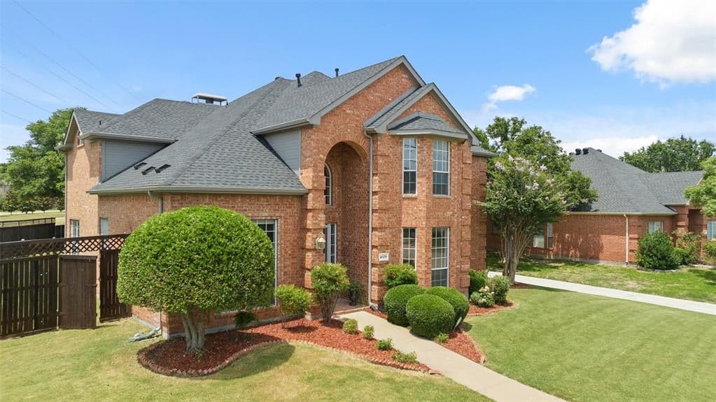 4129 Candlewyck Dr