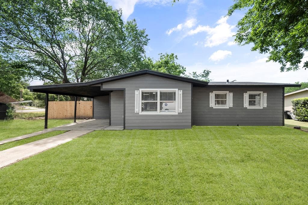 3011 Williams Dr