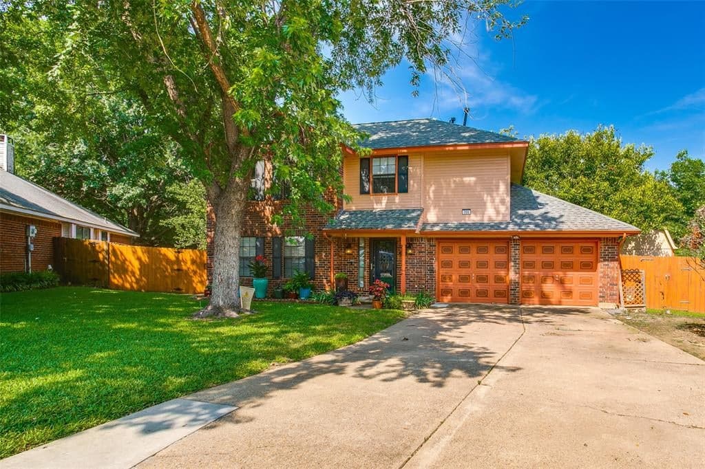708 Creekview Ct