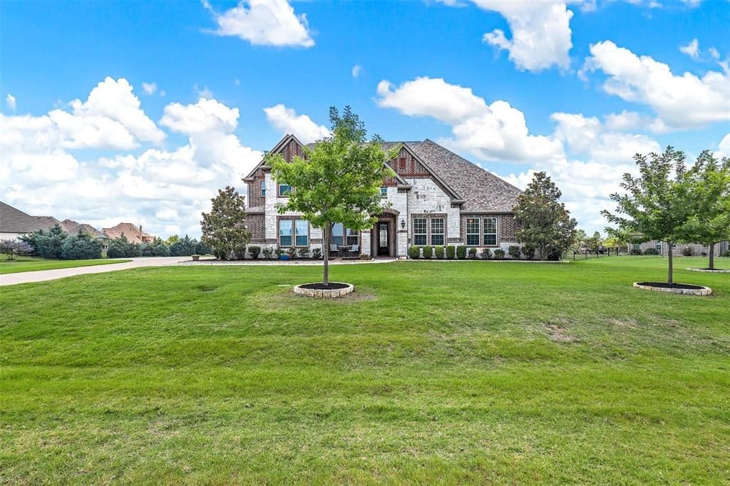 1115 Highland Dr