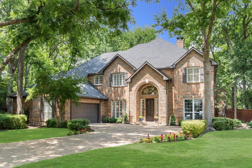 2500 Maywood Ln