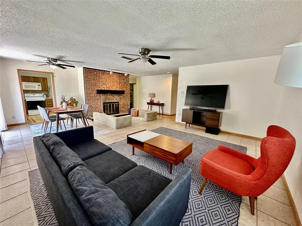 5305 Jester Dr