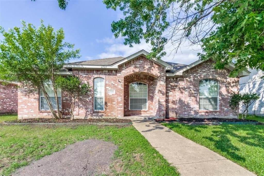 2709 Bent Brook Dr