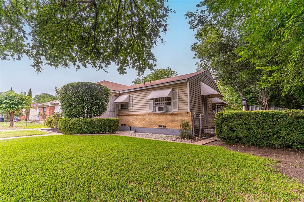 2919 Grayson Dr