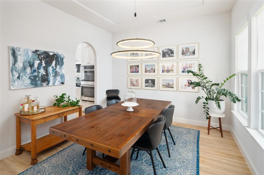 Gallery image 4