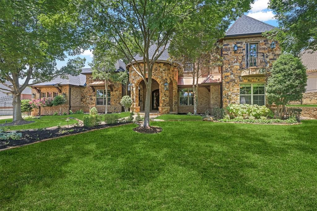 7108 Vanguard Ct