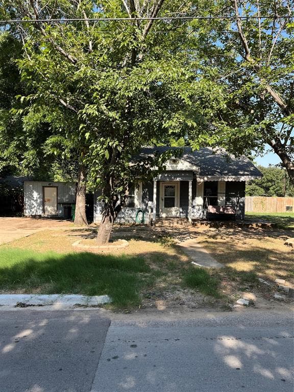 1600 Oak Knoll Dr
