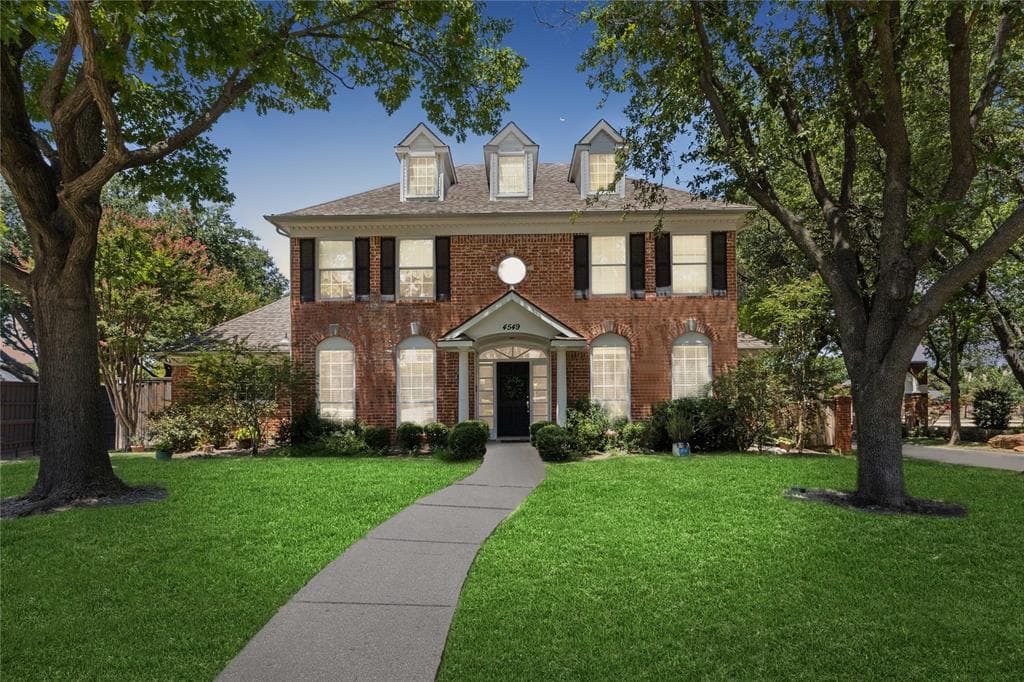 4549 Salerno Cir