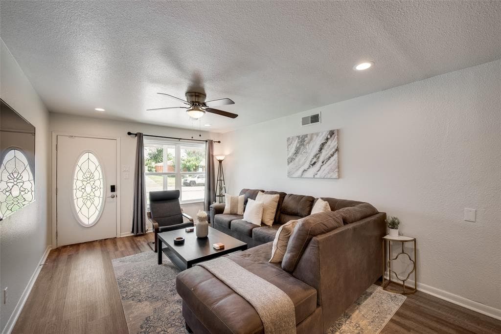 13551 Purple Sage Rd